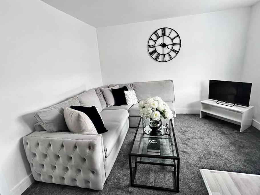 Harmony Home Lindley Huddersfield Esterno foto